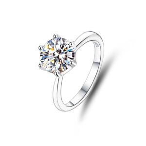 Six-claw moissanite ring